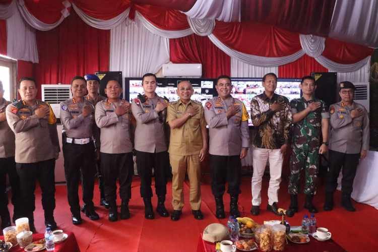 Kapolres Simalungun Mendampingi Kapolda Sumut Ikuti Arahan Kapolri